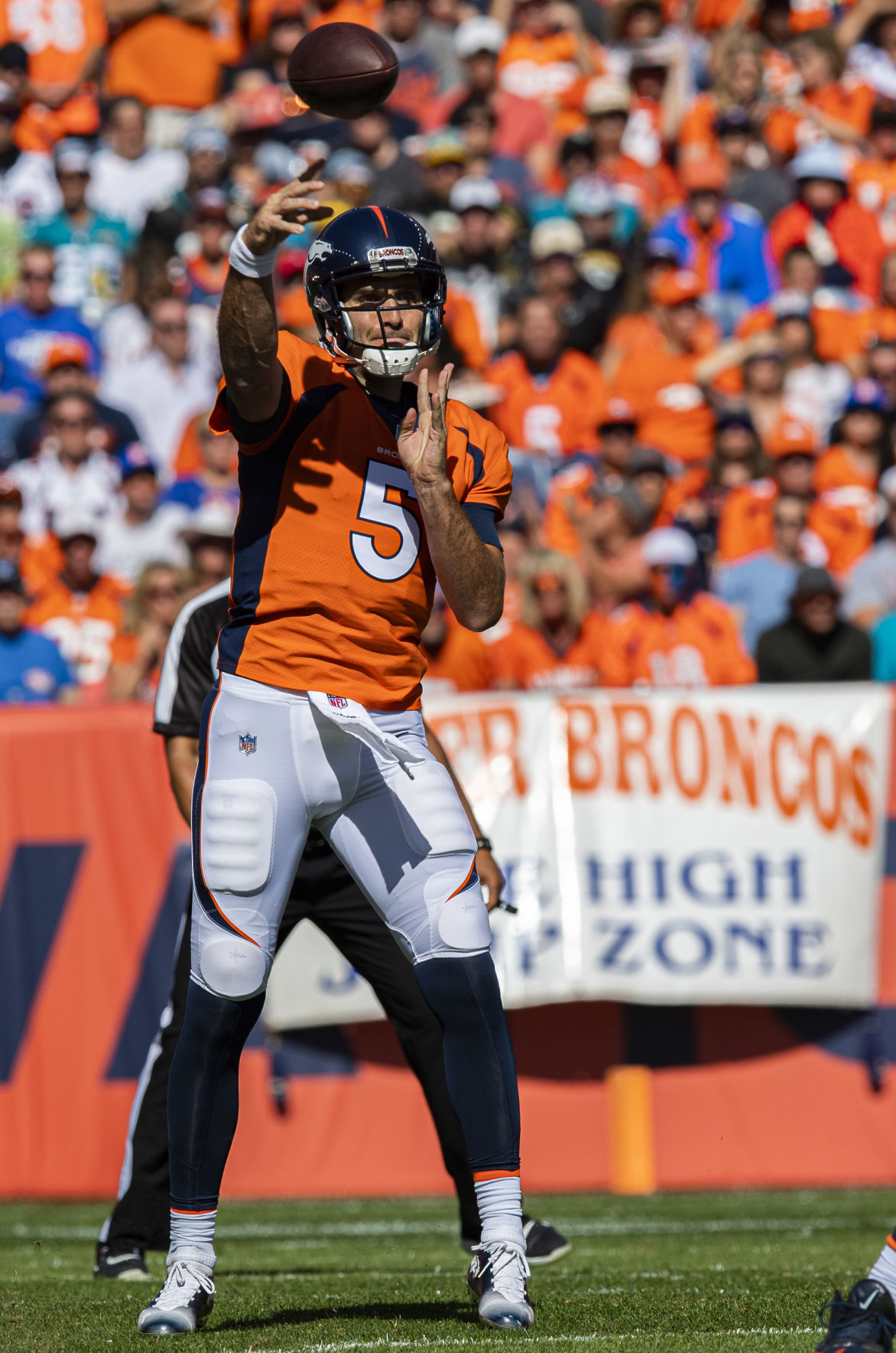 09_29_19 den jax1230.jpg